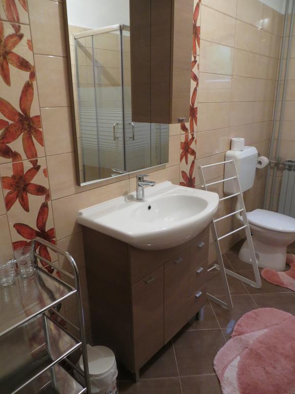 Apartments Sandra ポレッチ エクステリア 写真